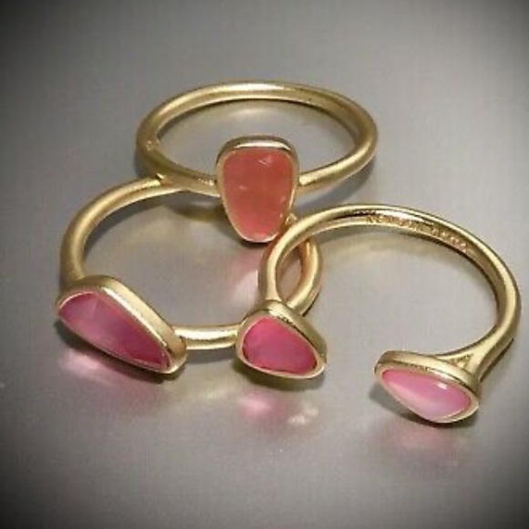 Kendra Scott Ivy Gold Ring Set Of 3 In Deep Blush Mix - Picture 5 of 12